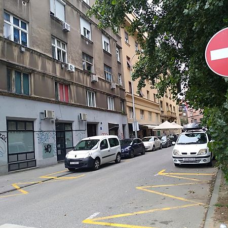 Mely Apartment In The City Center Zagreb Exteriör bild