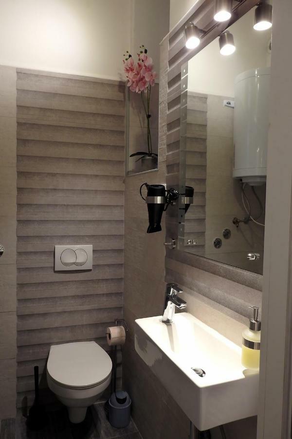 Mely Apartment In The City Center Zagreb Exteriör bild
