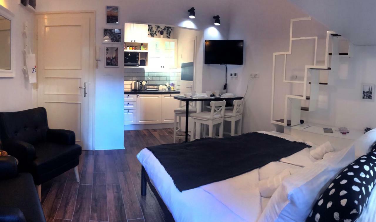 Mely Apartment In The City Center Zagreb Exteriör bild