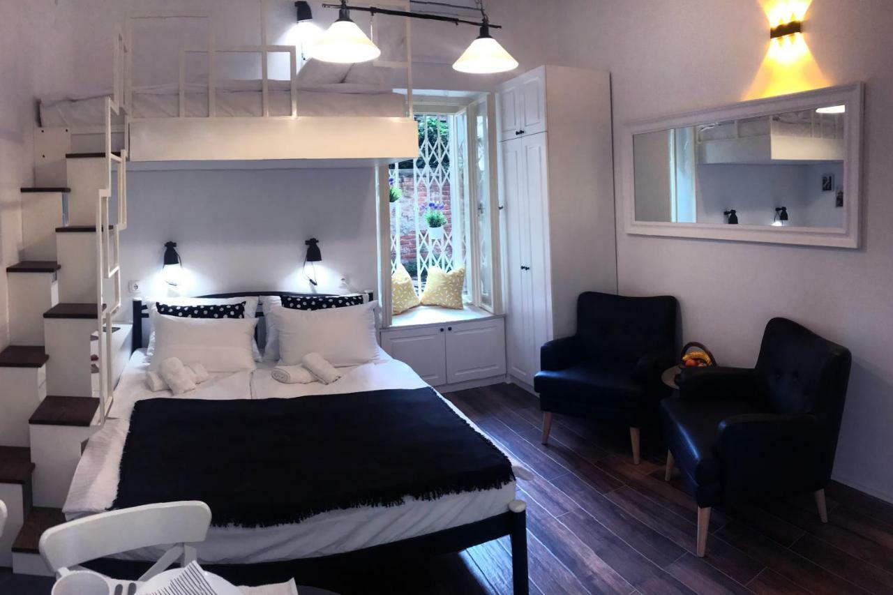 Mely Apartment In The City Center Zagreb Exteriör bild